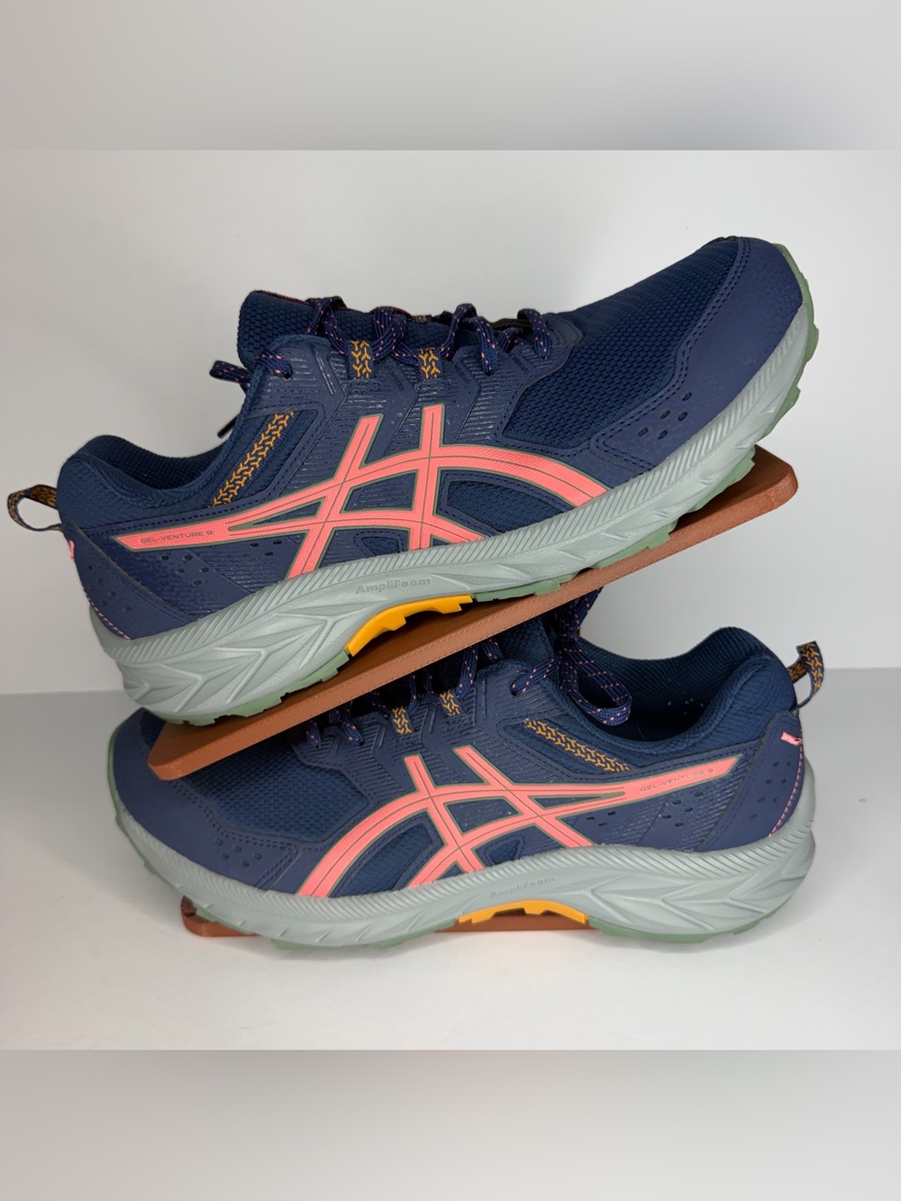 ASICS Women's GEL-Venture 9 Trail Running Shoes